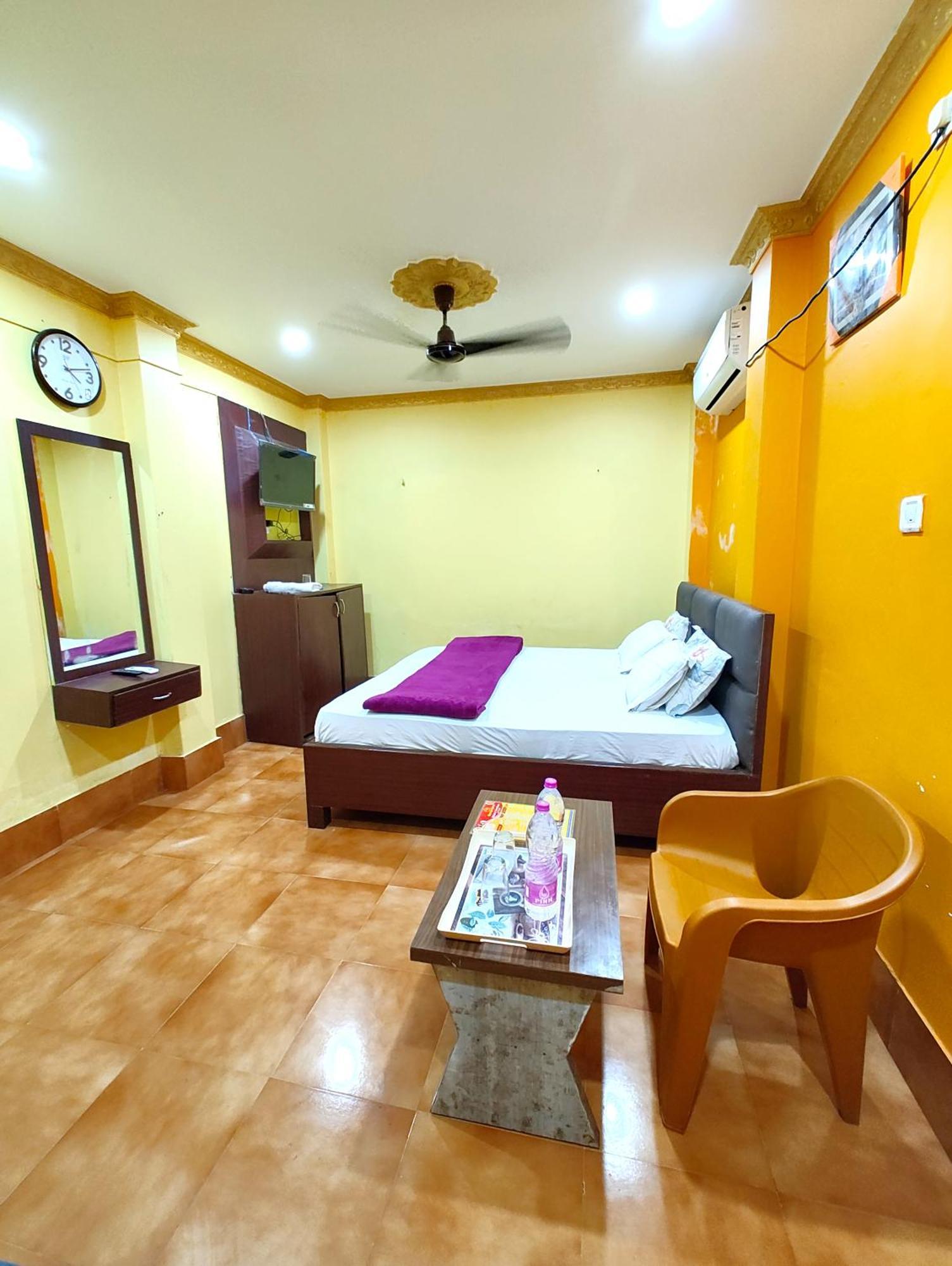 Goroomgo Sahoo Palace Puri - Prime Location Near Sea Beach - Excellent Service With Parking Facilities Экстерьер фото