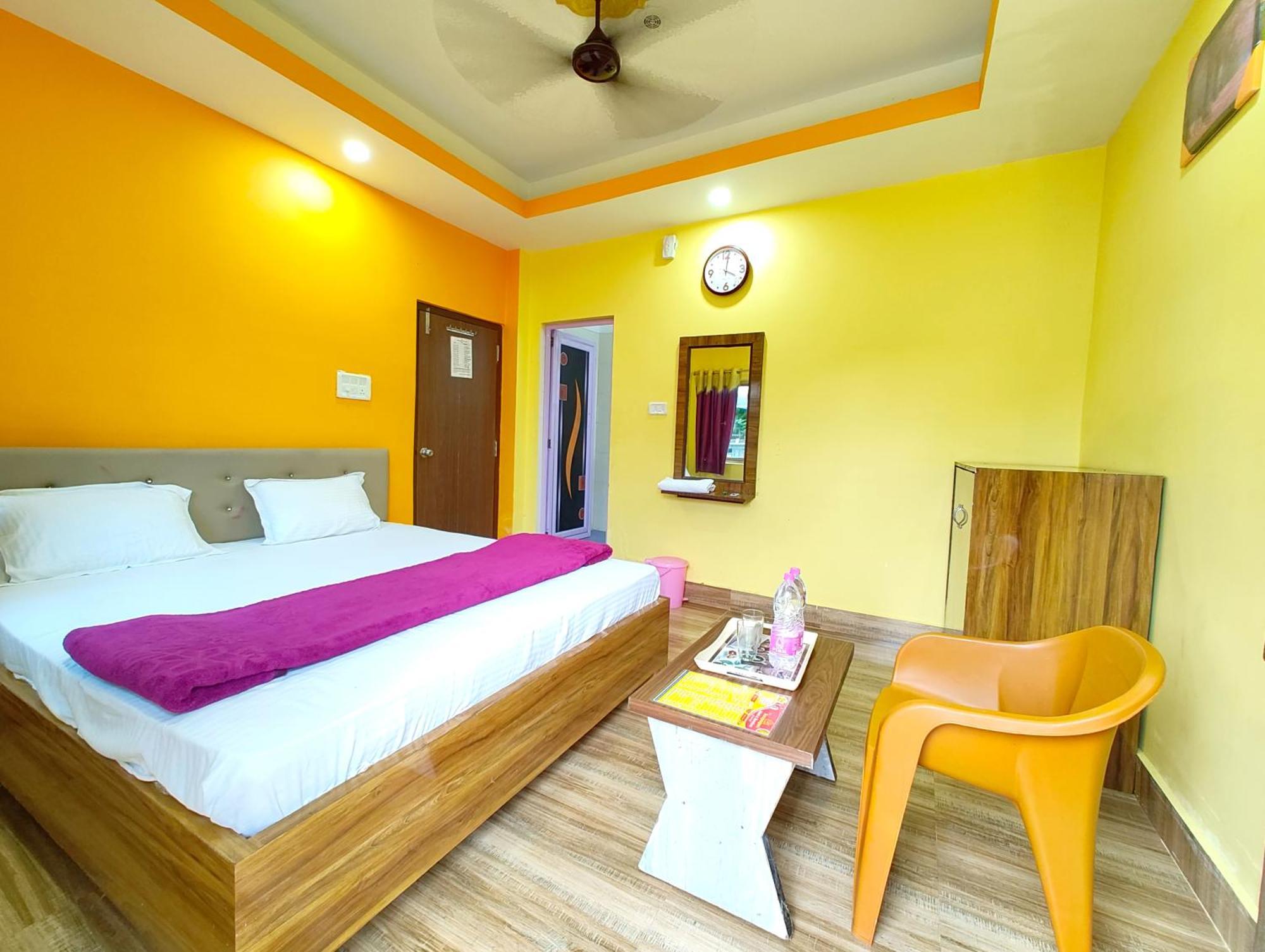 Goroomgo Sahoo Palace Puri - Prime Location Near Sea Beach - Excellent Service With Parking Facilities Экстерьер фото