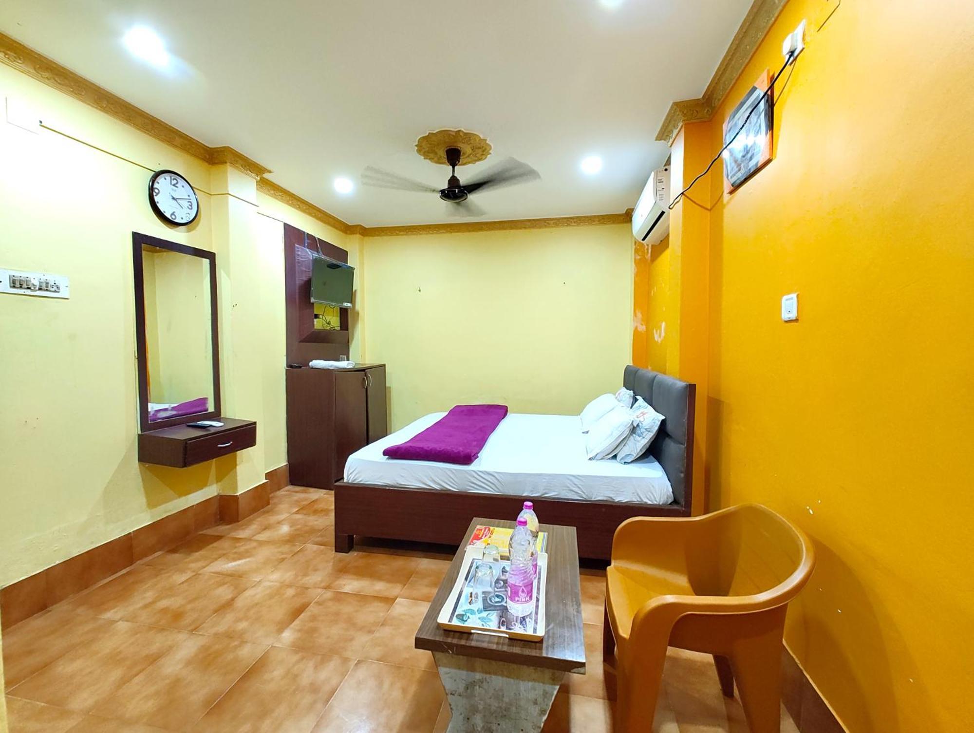 Goroomgo Sahoo Palace Puri - Prime Location Near Sea Beach - Excellent Service With Parking Facilities Экстерьер фото