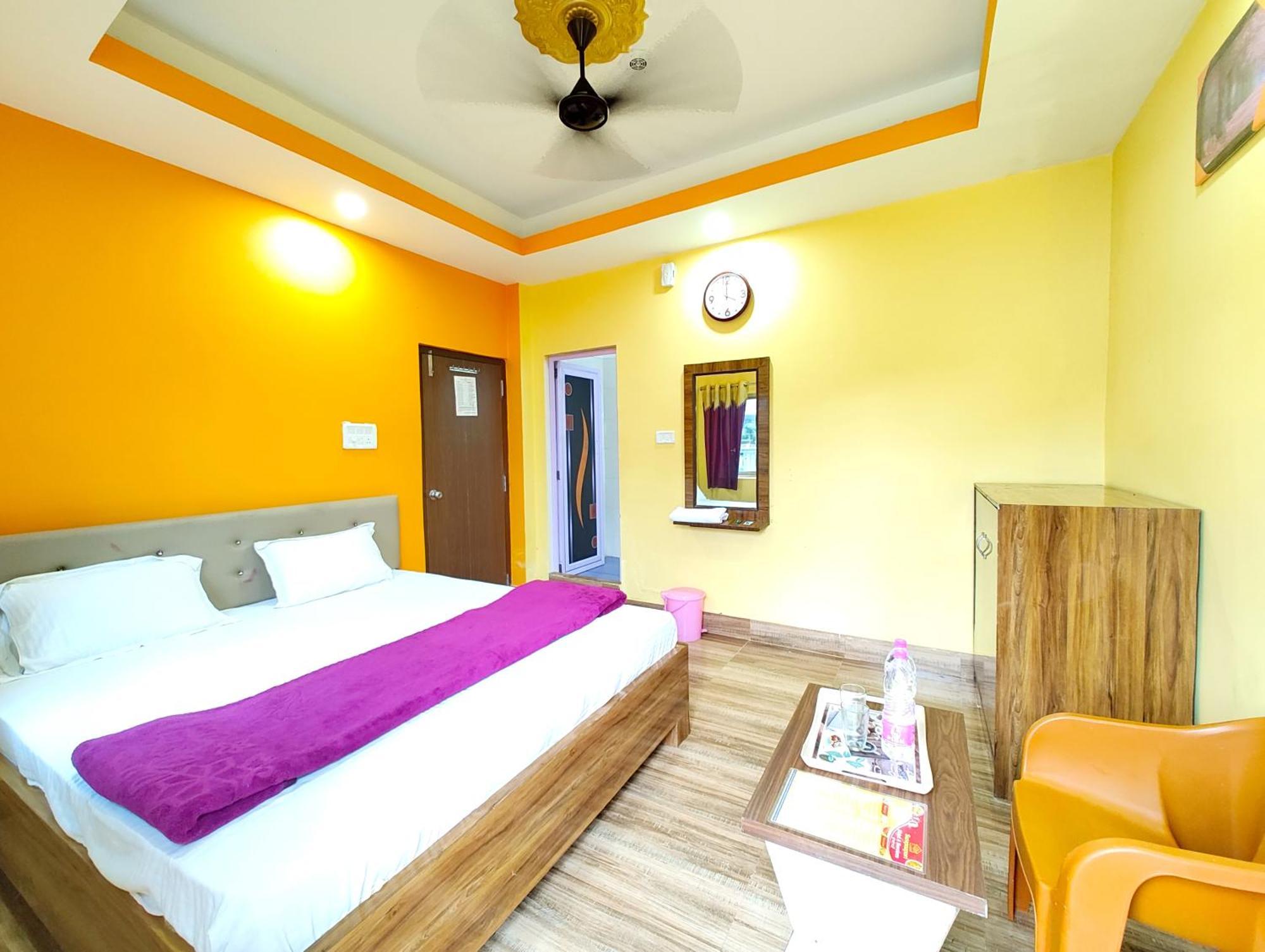 Goroomgo Sahoo Palace Puri - Prime Location Near Sea Beach - Excellent Service With Parking Facilities Экстерьер фото
