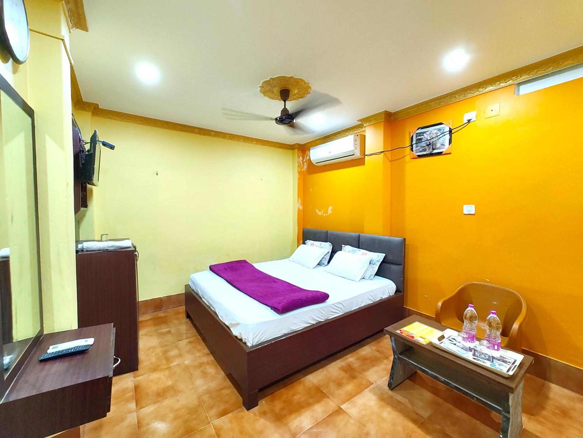 Goroomgo Sahoo Palace Puri - Prime Location Near Sea Beach - Excellent Service With Parking Facilities Экстерьер фото